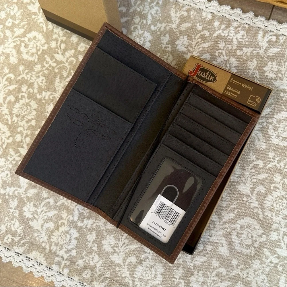 New Justin Boots Men’s Rodeo Wallet Genuine Leather RFID Card Slots New In Box